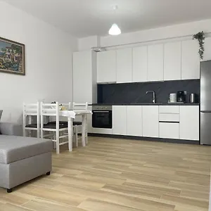  Apartament Atrium Residency