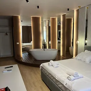 Hotel Capital Center, Tirana