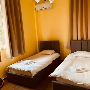 Bed and breakfast Auto Tana, Tirana