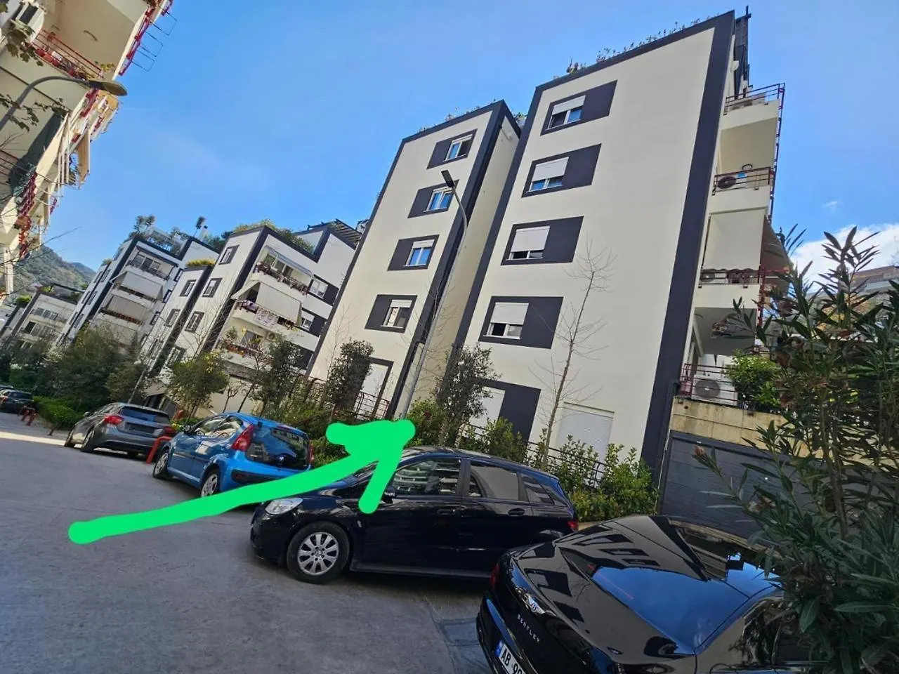 Liqeni I Thate - Apartment Tirana