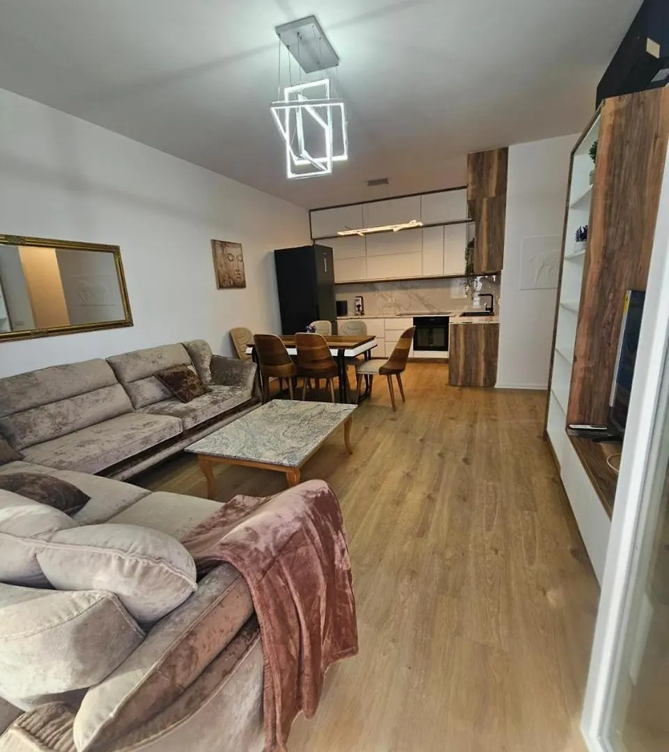 Liqeni I Thate - Apartment Tirana